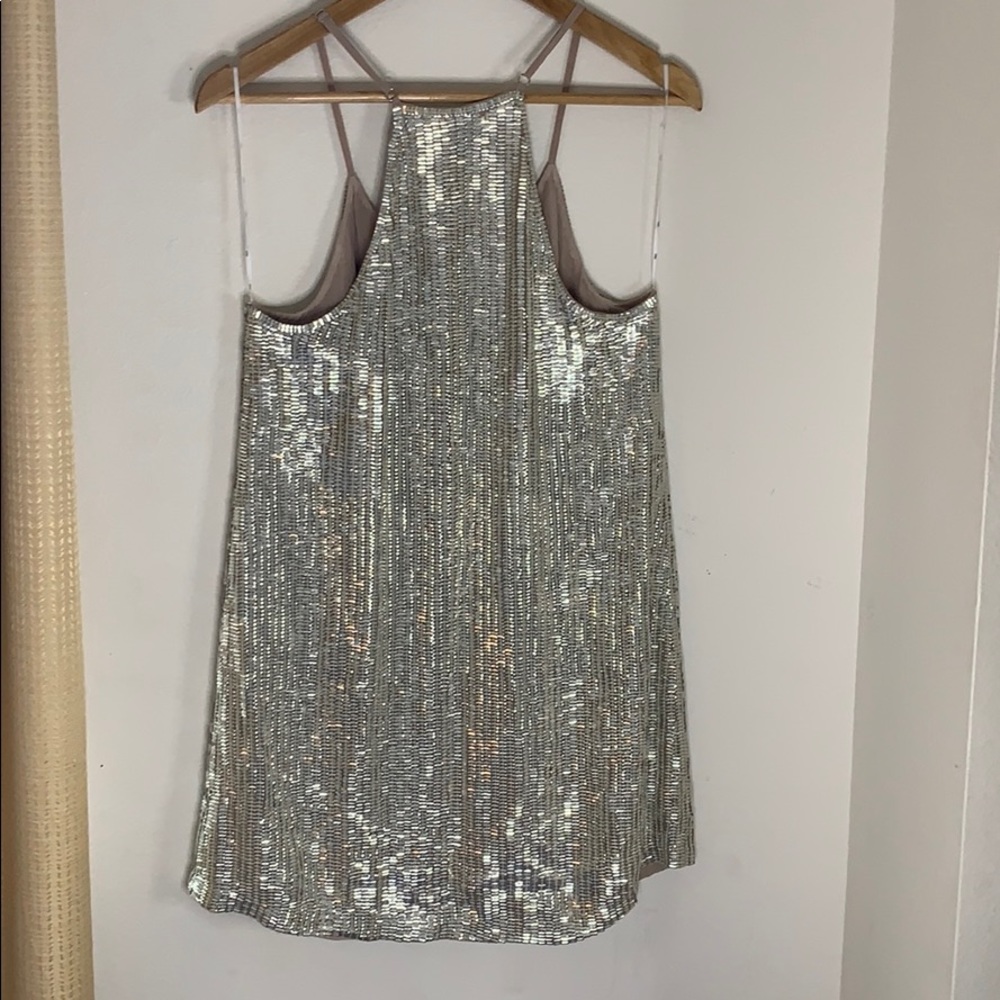 MLV Dress - Picture 3 of 4